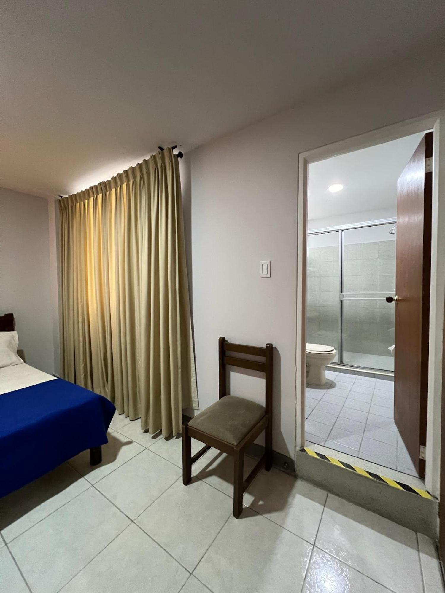Hotel Armenia Centro Esterno foto